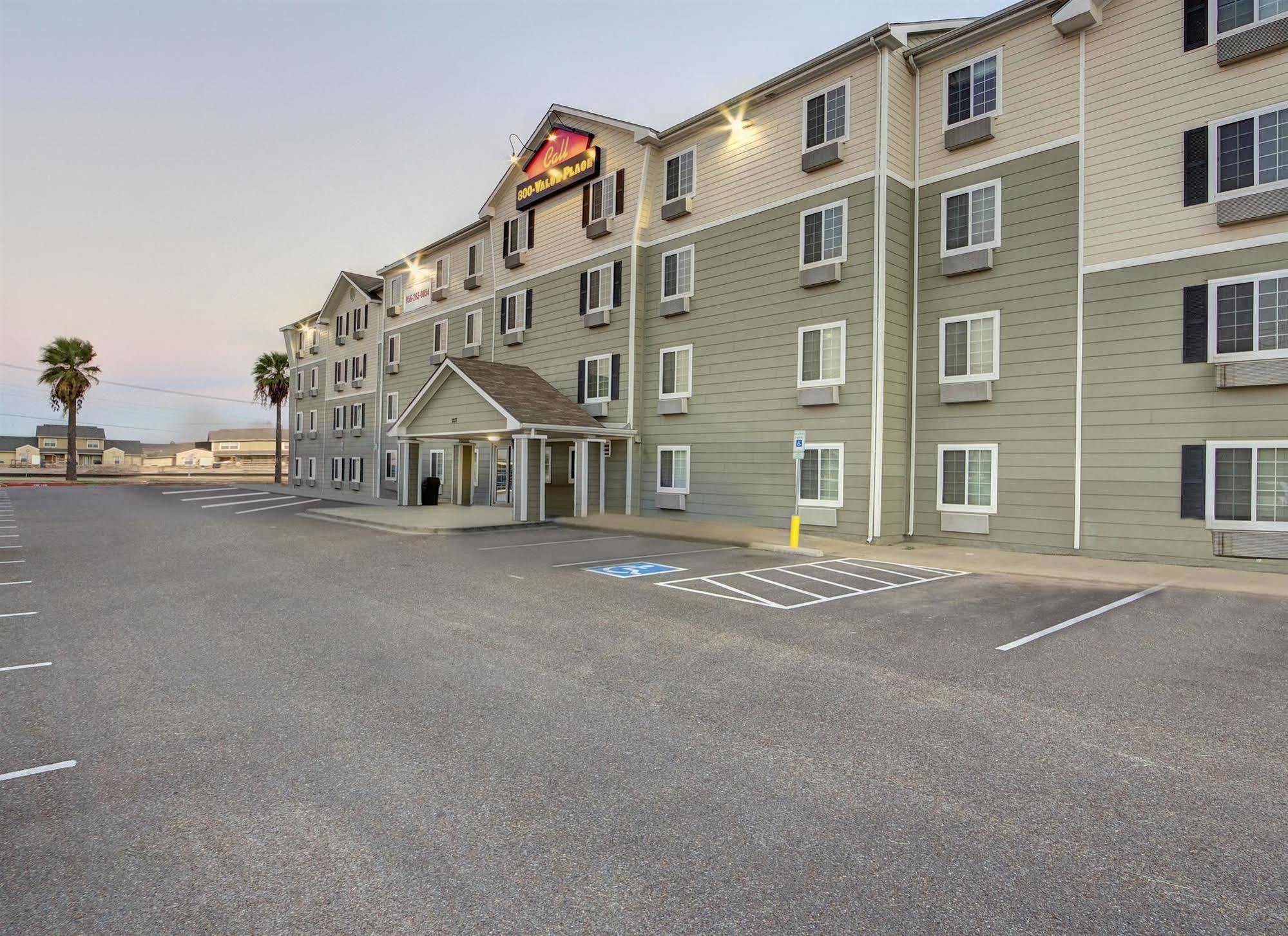 Woodspring Suites Pharr Exterior foto